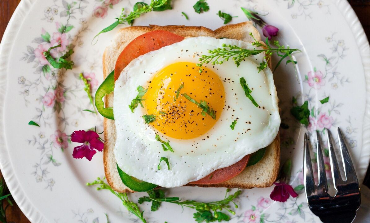 protein diet scrambled egg sandwich
